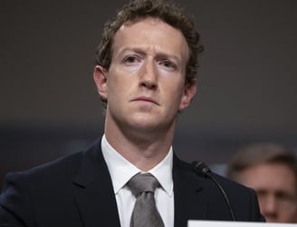 El director ejecutivo de Meta, Mark Zuckerberg, comparece ante el Comité Judicial del Senado sobre la seguridad de los menores en Internet, el 31 de enero de 2024, Washington.