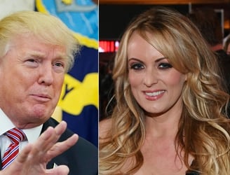 Donald Trump y la actriz porno Stormy Daniels. Foto AFP.