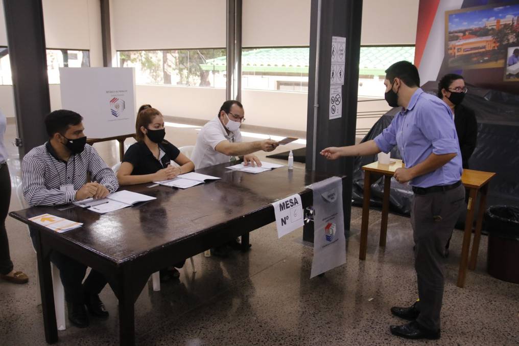 La Nación / TSJE realiza simulacro de votación para elecciones del Consejo  de la Magistratura