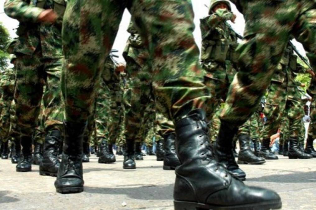 La Nación / “El servicio militar obligatorio como prioritario un retroceso”