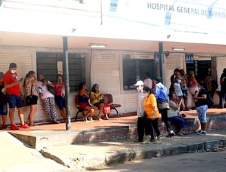 El Hospital de Barrio Obrero fue duramente criticado por su “falta de humanidad” el último fin de semana.FOTO: ARCHIVO