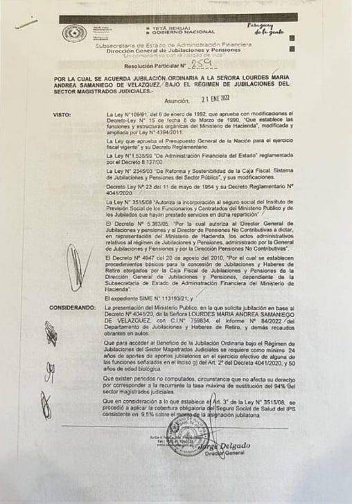 Resolución que acuerda la jubilación de la señora Lourdes Samaniego, esposa del vicepresidente de la República, Hugo Velázquez. Foto: Gentileza

