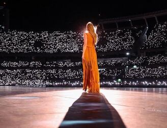 Taylor Swift dedicó unas palabras acerca de la muerte de una fan en su concierto.