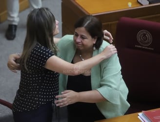 Kattya González y Esperanza Martínez. Foto: Nación Media.