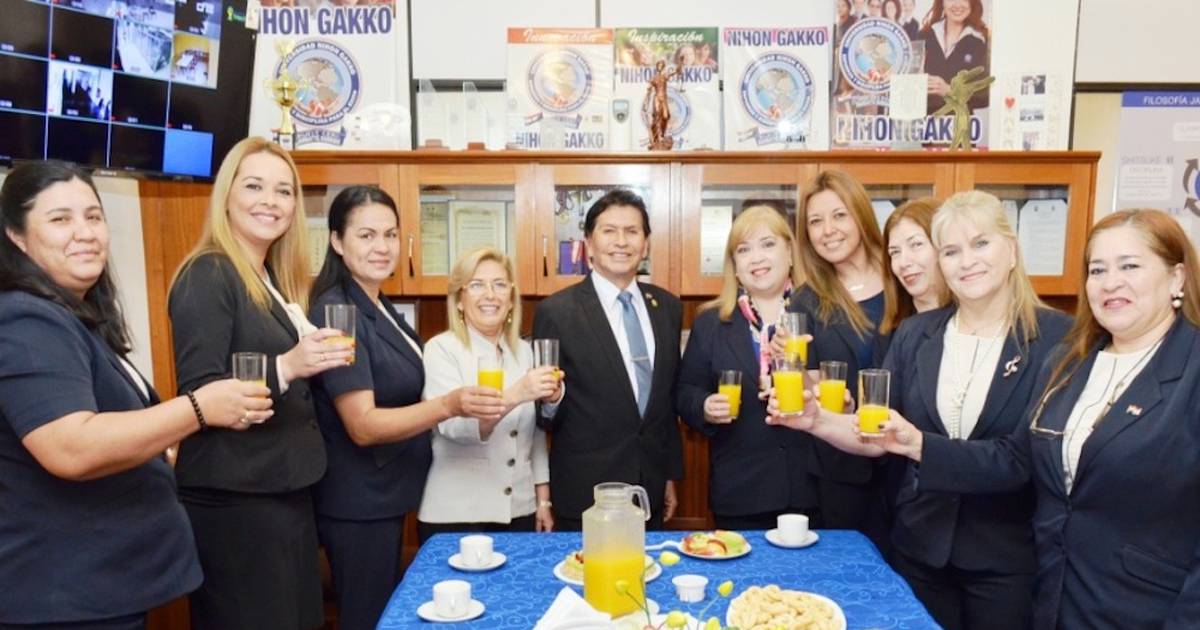 La Nación Emotivo Festejo De Cumpleaños