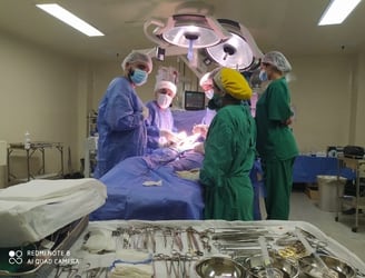 Llevan adelante un nuevo trasplante renal en el Hospital de Clínicas.
