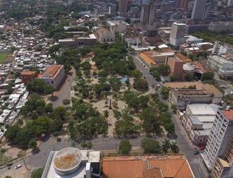 Buscan que la Municipalidad de Asunción retome potestad sobre las plazas históricas.
