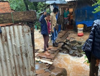 Varias viviendas se vieron afectadas por la inundación. Foto: Rocío Gómez / Nación Media.