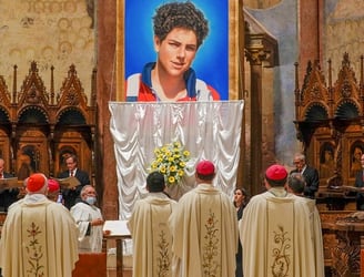 Ceremonia de beatificación del joven Carlo Acutis en la Basílica de San Francisco, abicada en Asís, el 10 de octubre de 2020.