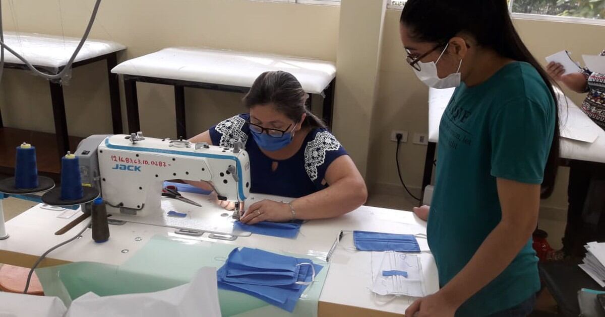 La Nacion Hay Vacancia Para Costureras Y Coordinadores De Delivery