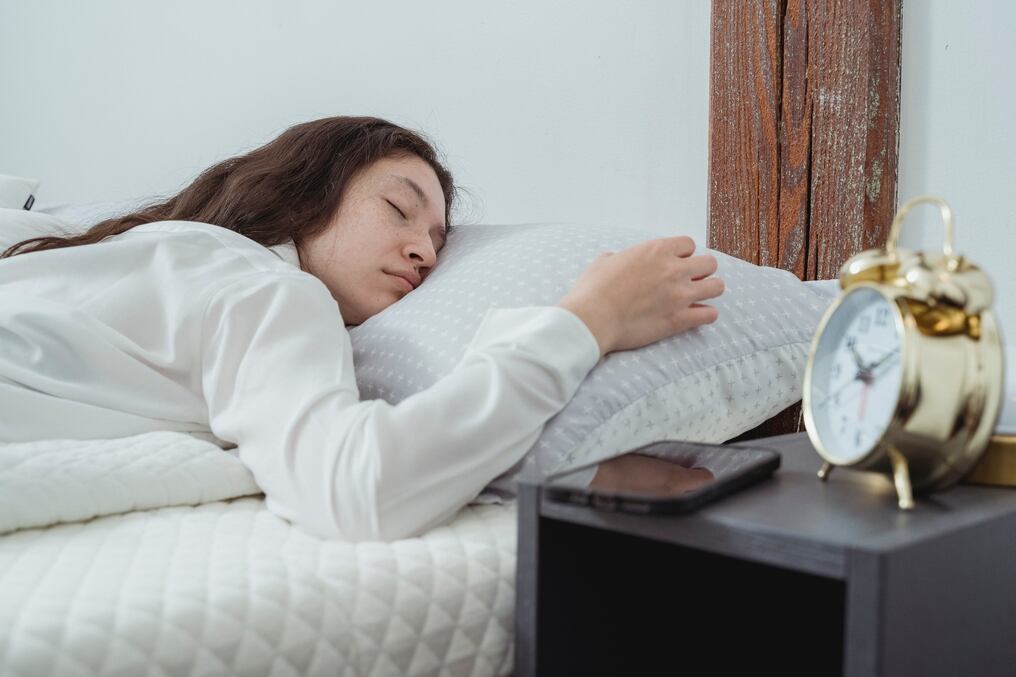 El número de horas exactas que debes dormir para perder grasa del