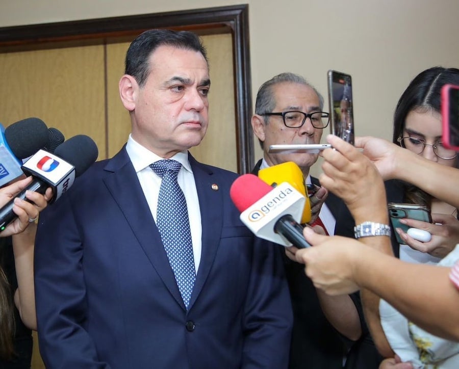 El ministro Rubén Ramírez Lezcano habló del cierre de embajadas. FOTO: GENTILEZA