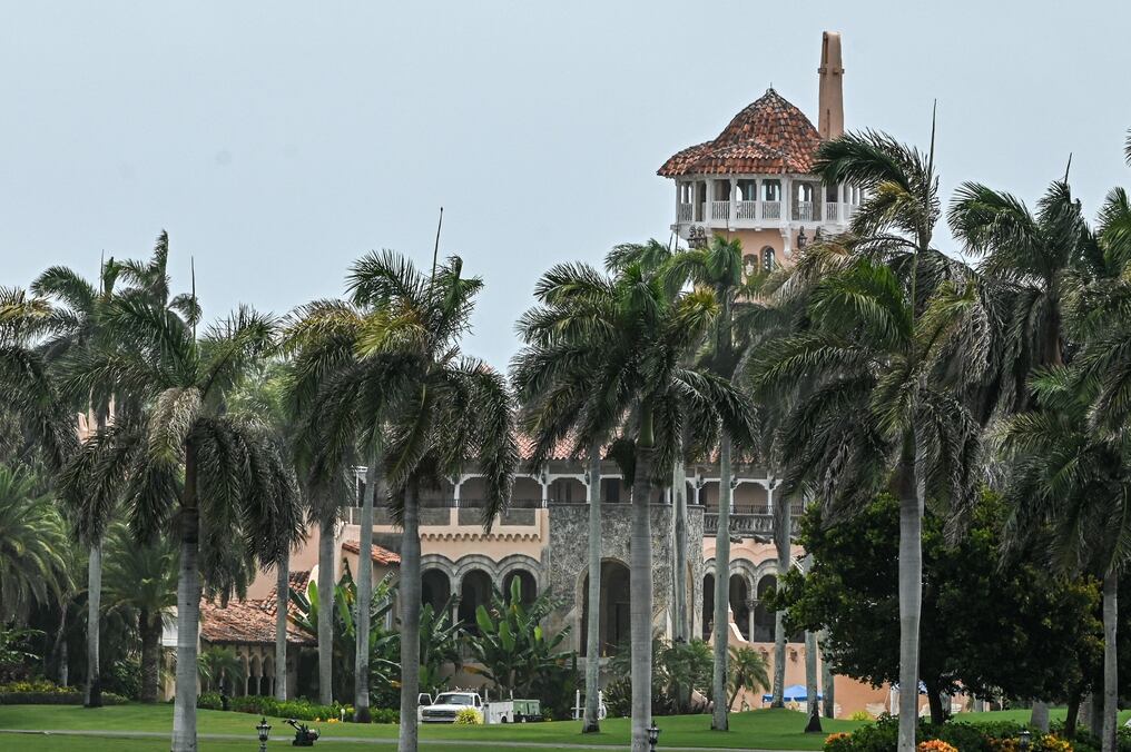 Hasta el 25 de marzo el magnate tiene tiempo para depositar la fianza, después la Fiscalía podrá decomisar propiedades como la mansión Trump en Palm Beach, Florida, o la emblemática Torre Trump. Foto: AFP