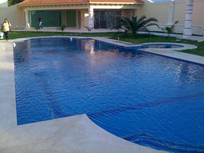 La Nacion Desde G 30 Millones Construyen Piscinas Residenciales De Hormigon