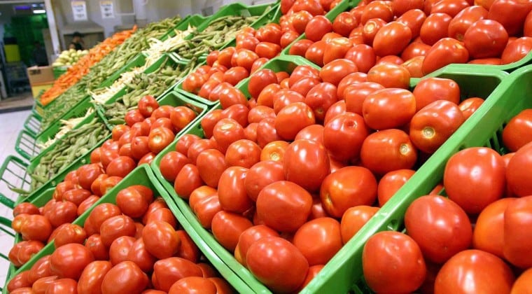 El precio del tomate está alto en Paraguay y en la región, según los importadores.