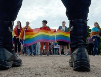 Muchos miembros de la comunidad LGTB (lesbianas, gais, transexuales y bisexuales) se preocupan por su seguridad durante la competición, en un país conocido por tener una legislación que condena la “propaganda homosexual”. afp.