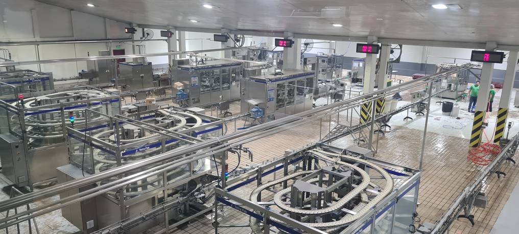 La cooperativa a partir del próximo mes incrementará su producción de procesamiento y envasado de leche con nuevas maquinarias. Foto: Diego Sanabria. 