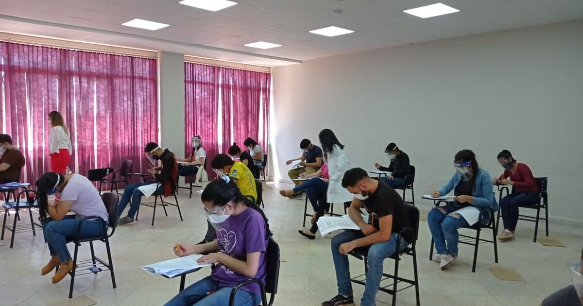 UNA Nation / Medicine begins its first exam in 2021 in COVID-19 mode