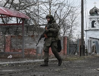 Rusia anunció este domingo la toma de Novobajmutivka, una aldea ucraniana en el frente oriental.