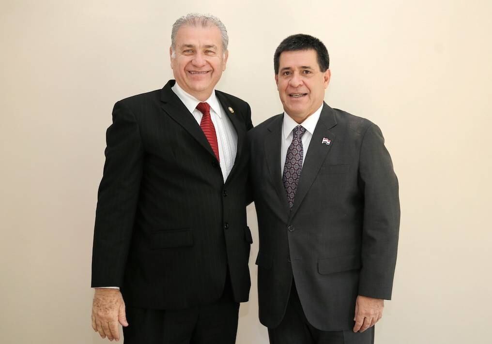 González Daher también pide "bendición" a Cartes