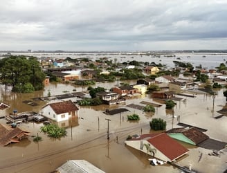 Imagen de juna parte de  las varias zonas de Rio Grande do Suil (Brasil) azotada por las intensas lluvias. (Photo by Carlos Fabal / AFP)