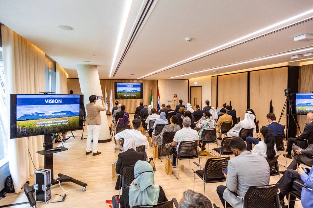 Los beneficios y facilidades para empresarios, comerciantes e inversionistas, fueron presentados durante la primera de una serie de actividades en la Exposición Universal en Dubái. Foto: Gentileza. 