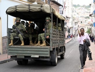 Ecuador en estado de guerra interna. (Photo by Rodrigo BUENDIA / AFP)