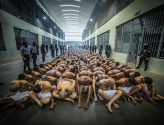 El método Bukele en la administración penitenciaria. Foto: AFP