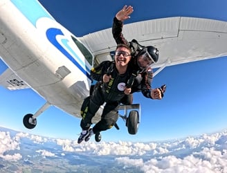 Free Spirit Skydive ofrece la experiencia de saltar en paracaídas de manera segura. Foto: Gentileza.