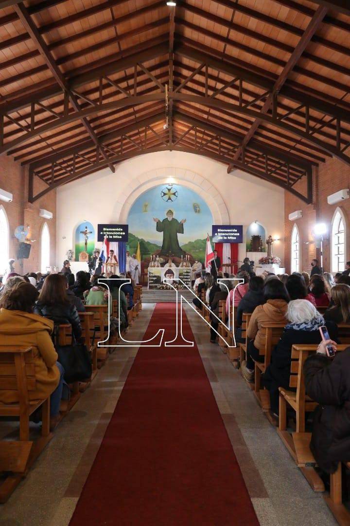 La Nación / Solemnidad de San Charbel: Itá Enramada y la Misión Libanesa  celebraron al santo de los milagros