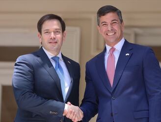 El presidente de la República, Santiago Peña, recibió al senador Marco Rubio. Foto: Gentileza.
