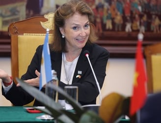 La canciller argentina, Diana Mondino, aseguró que “no se han roto relaciones con Colombia”.