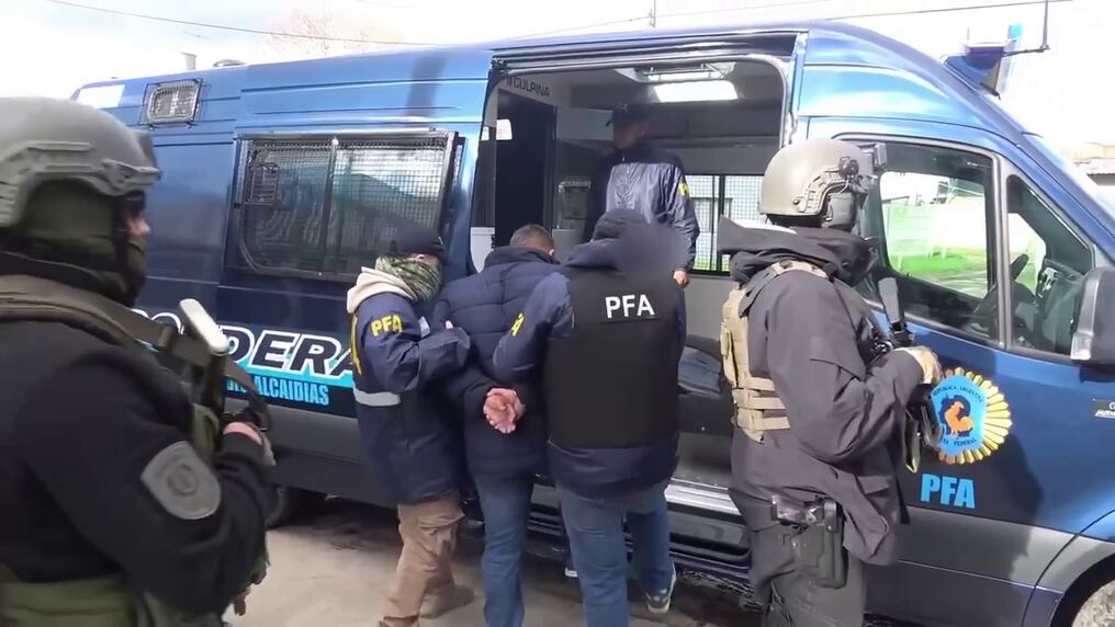 La banda criminal lavaba dinero proveniente del crimen en Venezuela y lo destinaban al financiamiento del terrorismo. Foto: @pfa_ar