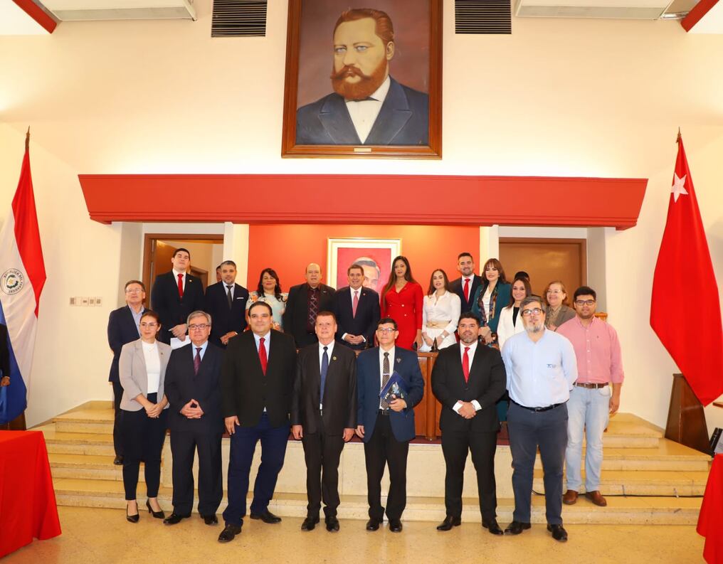 Desde la Junta de Gobierno apuestan por un desarrollo progresivo de la educación, con el objetivo de hacerla verdaderamente universal y accesible a todos los estratos sociales. Foto: Gentileza
