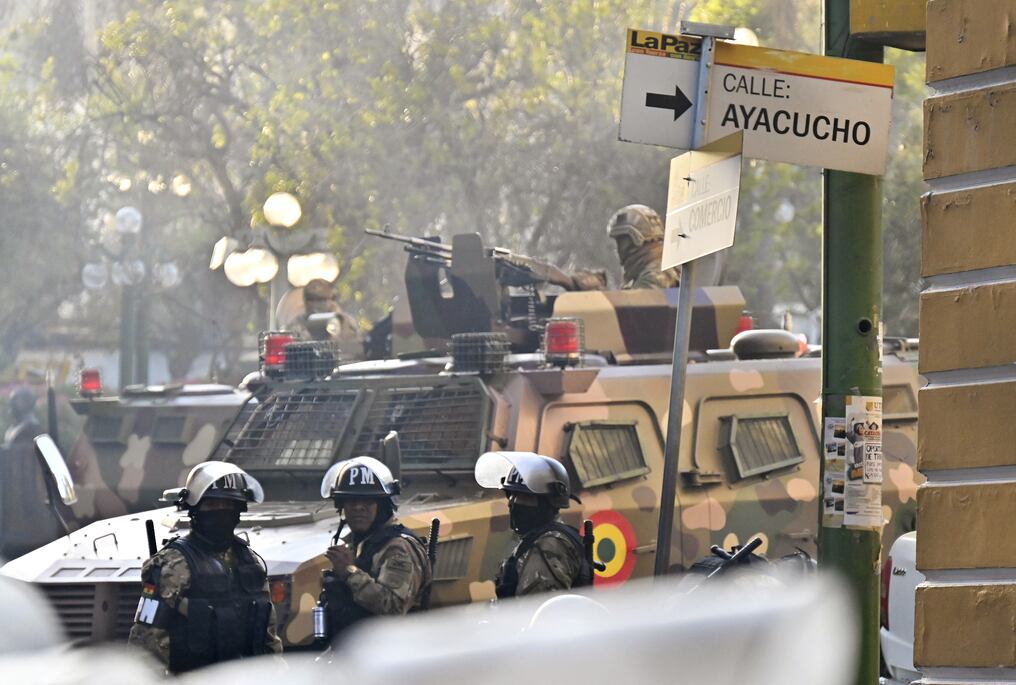 Aumentaron a 21 los detenidos por el fallido golpe de Estado encabezado por militares contra el mandatario boliviano Luis Arce. Foto: AFP