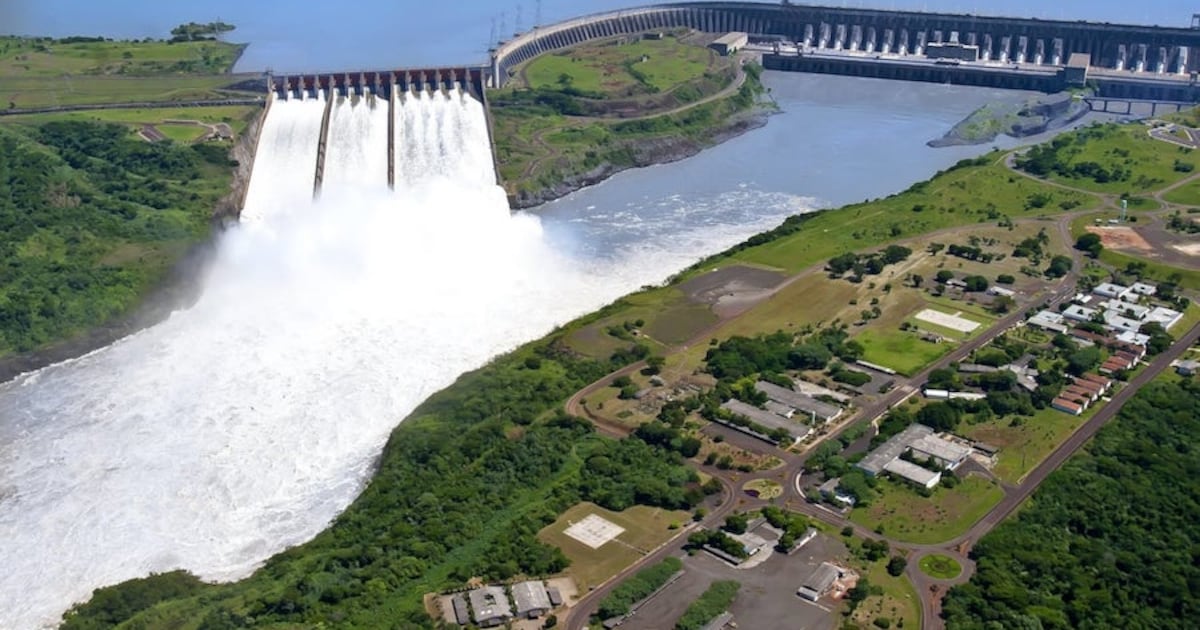 La Nación / Itaipú abrió las compuertas de su vertedero por sexta vez este año
