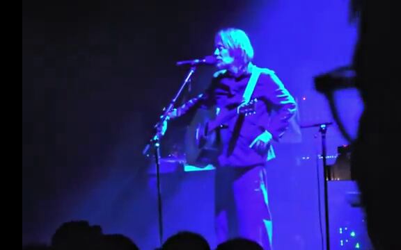 Thom Yorke reaccionó a la interrupción de un espectador en pleno show unipersonal en Melbourne. Foto: Captura de video