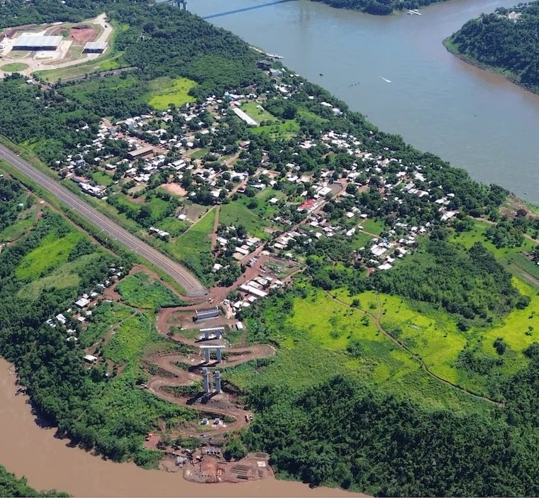 Zona de obras para el puente sobre el río Monday. Foto: Gentileza
