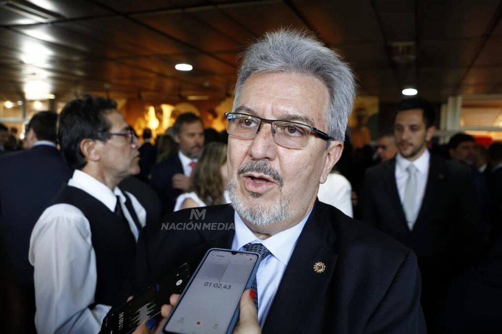 El presidente de la UIP, Enrique Duarte reafirmó la posición del gremio contra el contrabando. Foto: Christian Meza