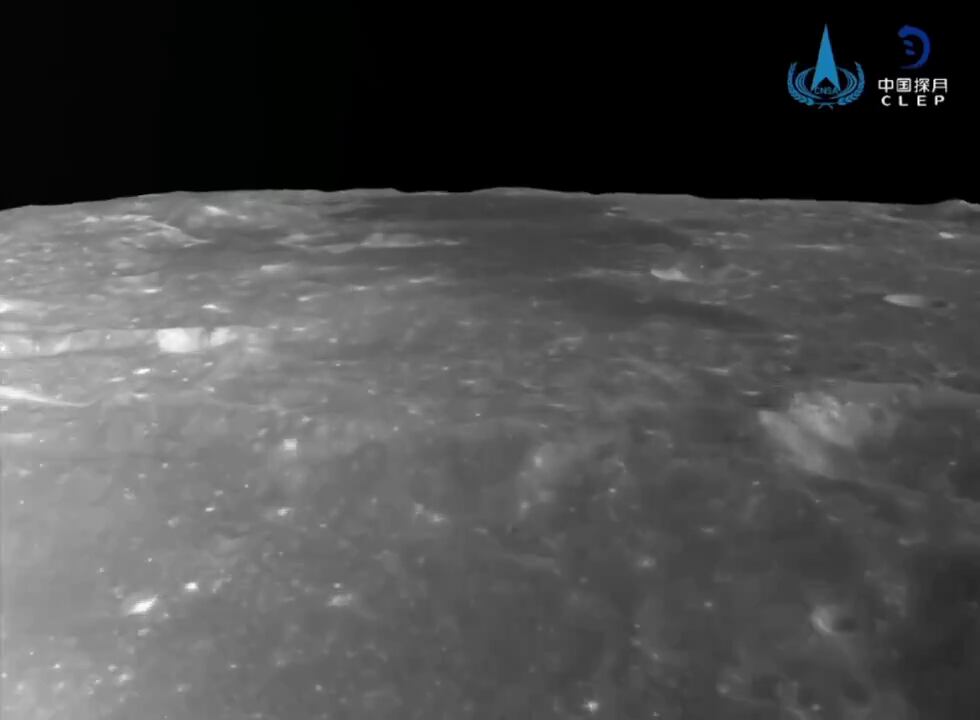Video de la cámara del tablero de la sonda lunar Chang'e 6 aterrizando en la cara oculta de la luna. Foto: Captura de video
