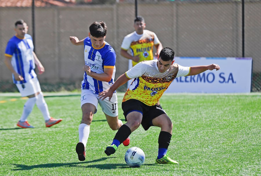 Los futbolistas mostraron sus talentos en entretenidos encuentros.FOTO:CHRISTIAN MEZA