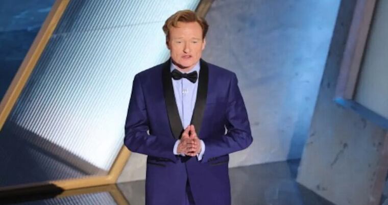 Conan O'brien conducirá por tercera vez consecutiva los premios Óscar.