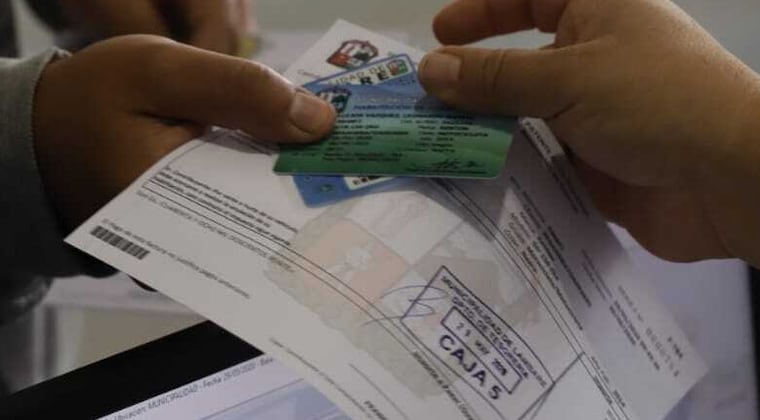 Unos 100 municipios ya emiten licencias de conducir con código QR Unos 100 municipios ya emiten licencias de conducir con código QR
