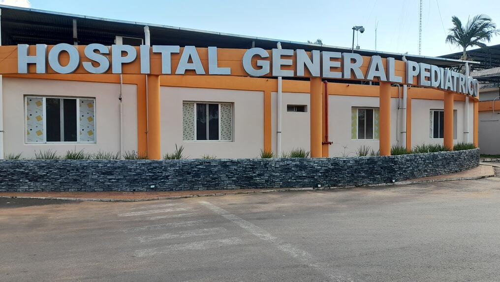 El Hospital General Pediátrico Niños de Acosta Ñu es el centro de referencia para la atención de pacientes con atrofia muscular espinal. Foto: CMG/NM