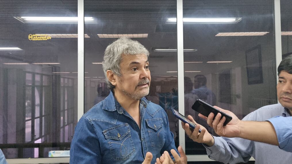 El juez suspendido y acusado por acoso sexual Amado Yuruhan fue sancionado con 48 horas de arresto, por presentar varias dilaciones en el presente proceso penal. Foto: Gentileza