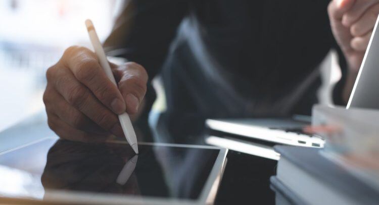La implementación de los paga­rés electrónicos, regulada mediante la Ley 6822/21 y el Decreto 7576, marca un paso fundamental en la transfor­mación digital del país.FOTO: ILUSTRATIVA