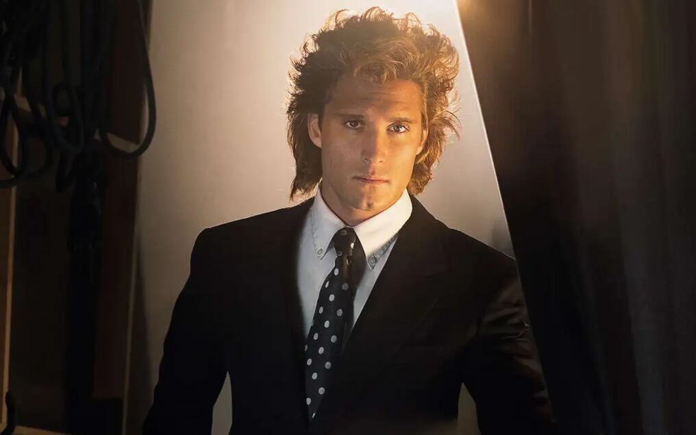 Actor Martín Bello anunció que demandaría a Diego Boneta, por una escena que protagonizaron en la serie de Luis Miguel. Foto: Gentileza