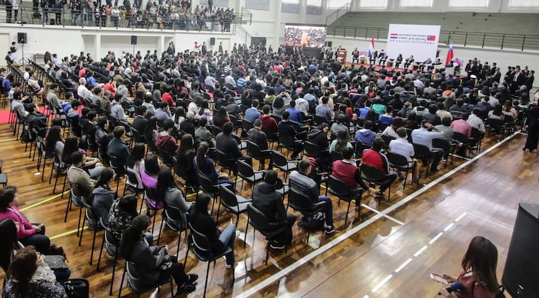 Excelencia: postulantes se preparan para exigente examen de ingreso a UPTP Excelencia: postulantes se preparan para exigente examen de ingreso a UPTP