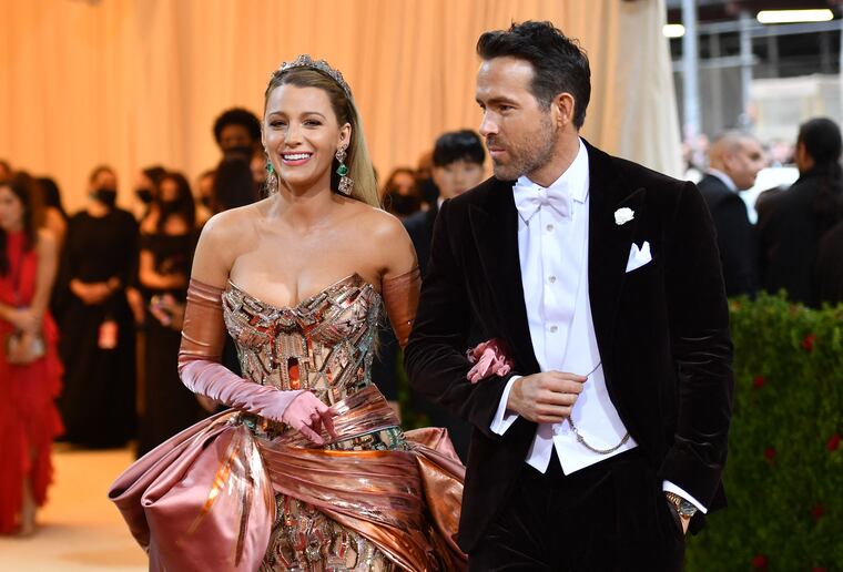 US actress Blake Lively and husband Canadian-US actor Ryan Reynolds arrive for the 2022 Met Gala at the Metropolitan Museum of Art on May 2, 2022, in New York. - The Gala raises money for the Metropolitan Museum of Art's Costume Institute. The Gala's 2022 theme is “In America: An Anthology of Fashion”. (Photo by ANGELA WEISS / AFP)