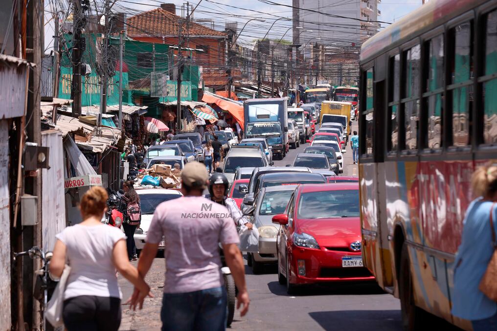 El principal elemento de riesgo en la zona del Mercado 4 era el factor eléctrico, según un censo realizado. Foto: Jorge Jara